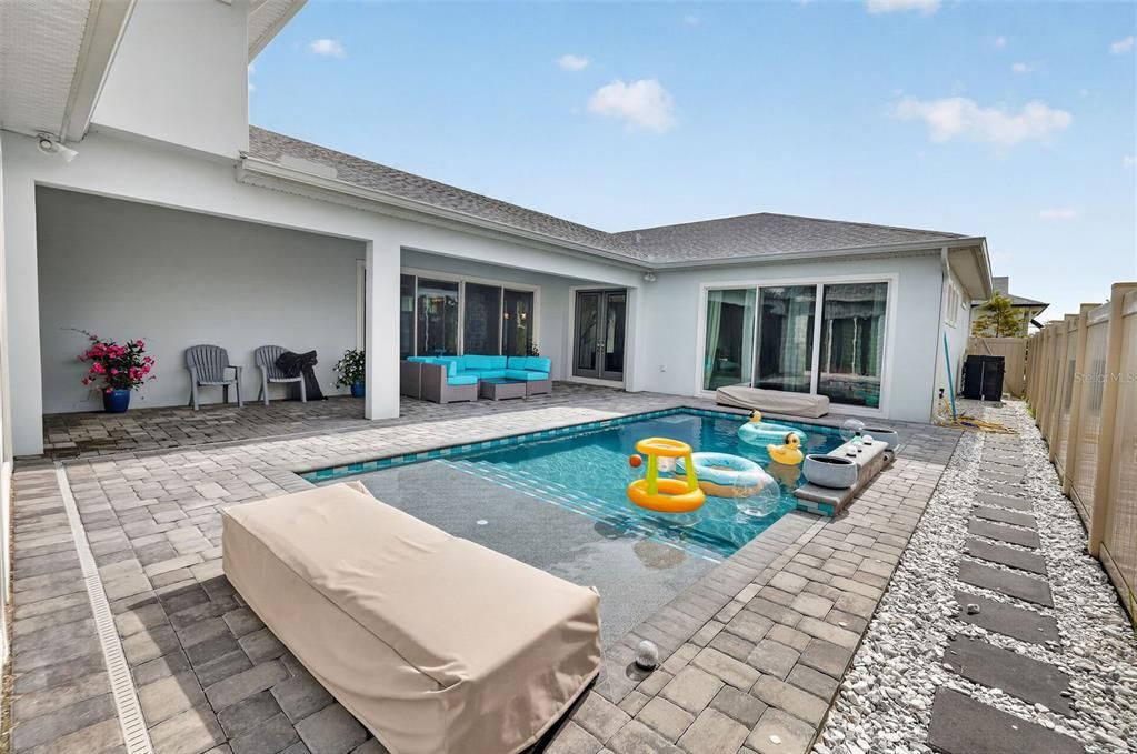 For Rent: $4,500 (4 beds, 3 baths, 2370 Square Feet)