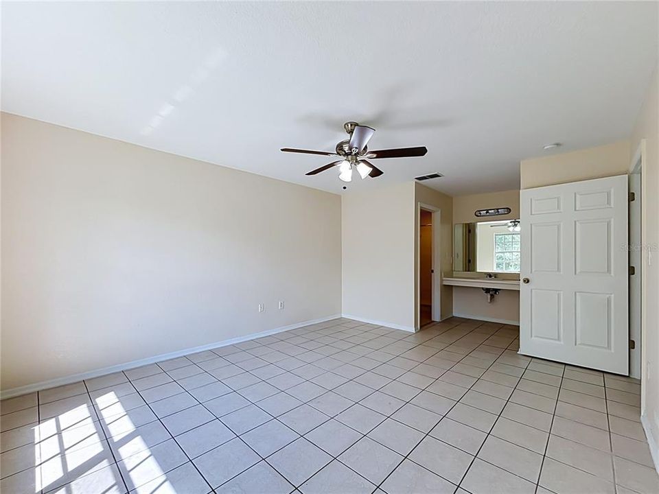 For Sale: $175,000 (3 beds, 2 baths, 1251 Square Feet)