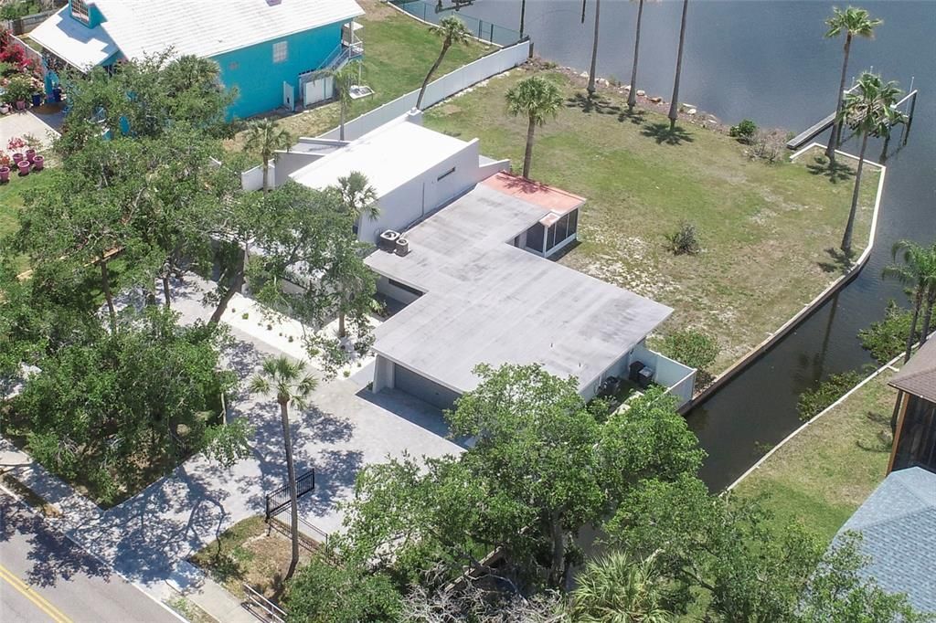 En Venta: $1,200,000 (5 camas, 3 baños, 2431 Pies cuadrados)