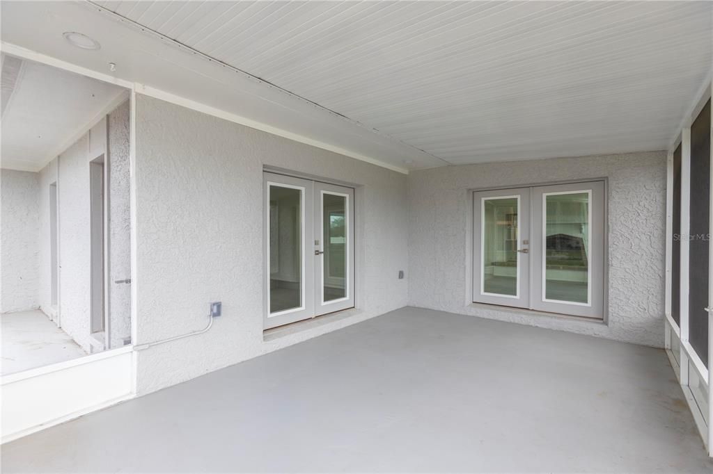 En Venta: $1,200,000 (5 camas, 3 baños, 2431 Pies cuadrados)