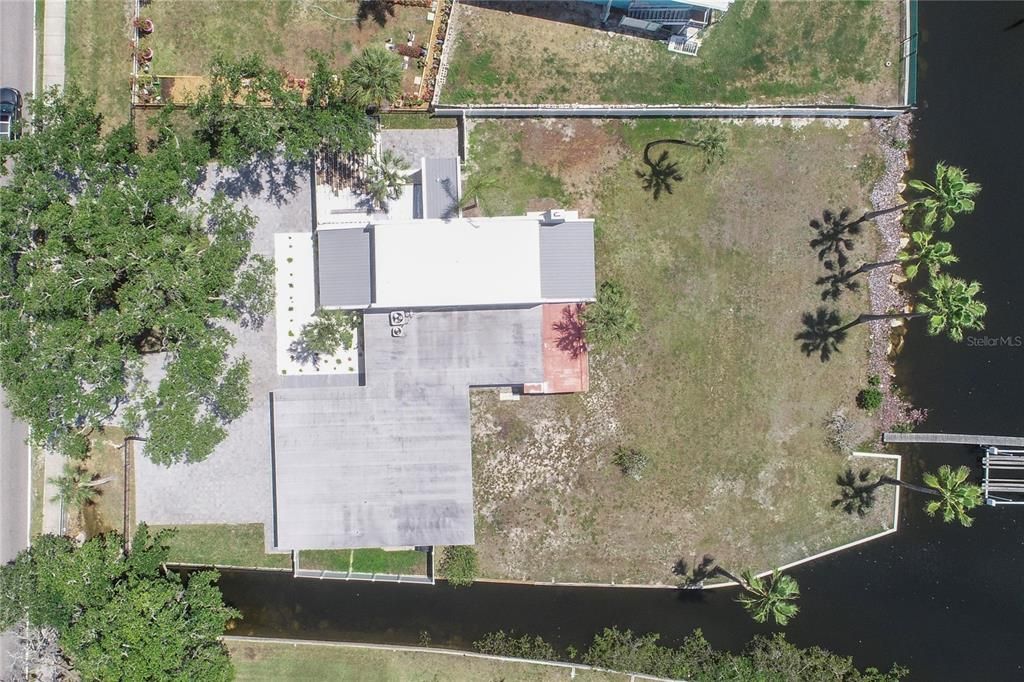 En Venta: $1,200,000 (5 camas, 3 baños, 2431 Pies cuadrados)