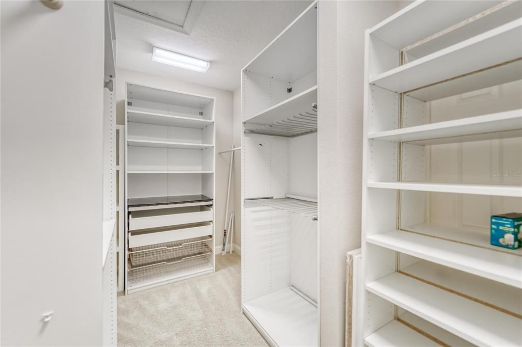 En Renta: $2,700 (3 camas, 2 baños, 2450 Pies cuadrados)