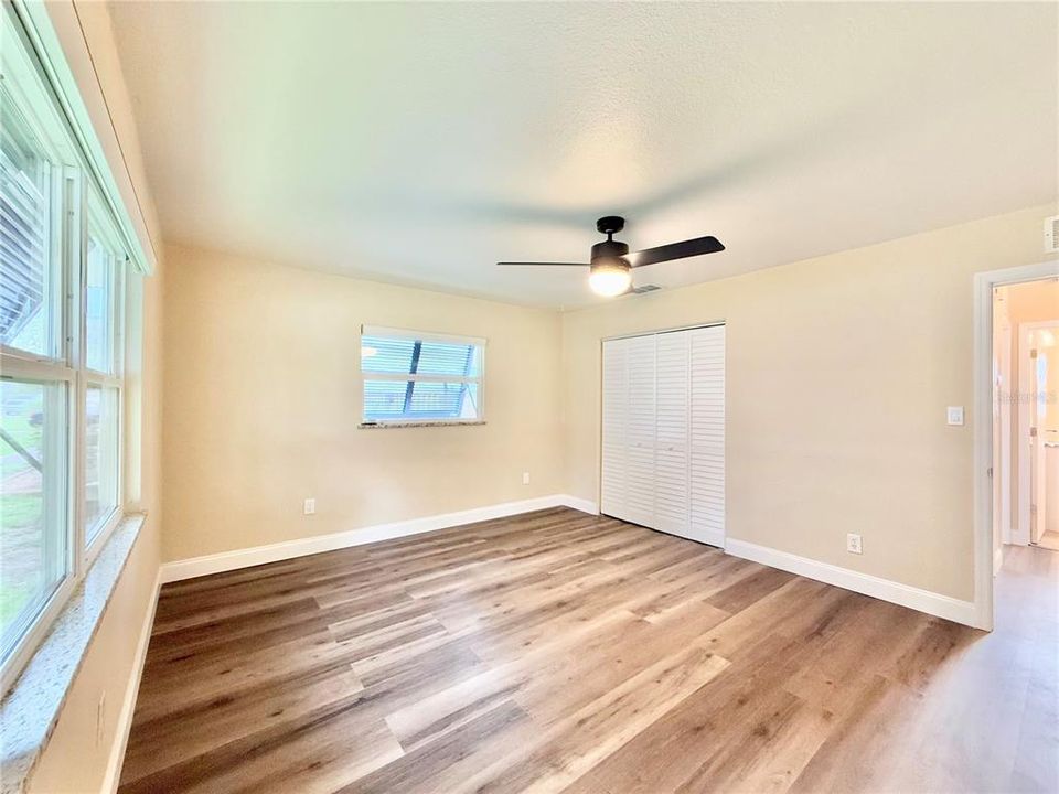 For Sale: $434,900 (3 beds, 1 baths, 1129 Square Feet)