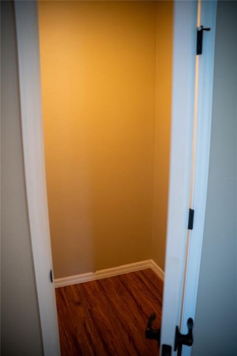 For Rent: $3,100 (3 beds, 2 baths, 2560 Square Feet)