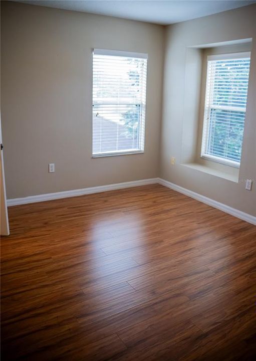 For Rent: $3,100 (3 beds, 2 baths, 2560 Square Feet)
