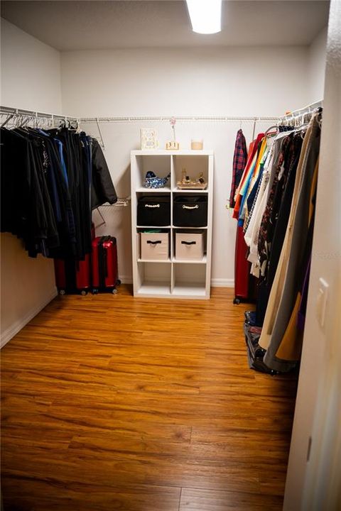 For Rent: $3,100 (3 beds, 2 baths, 2560 Square Feet)