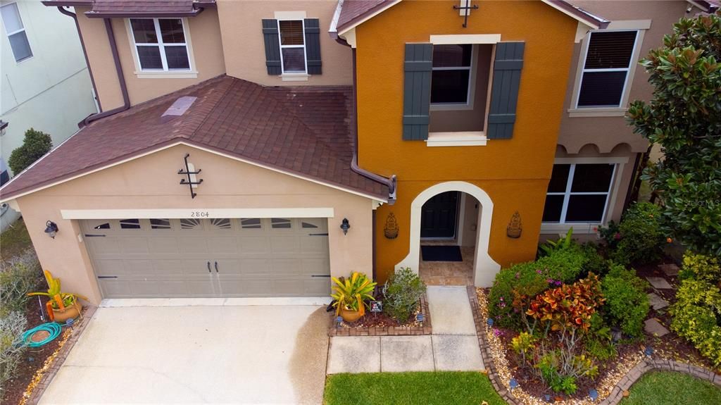 For Rent: $3,100 (3 beds, 2 baths, 2560 Square Feet)