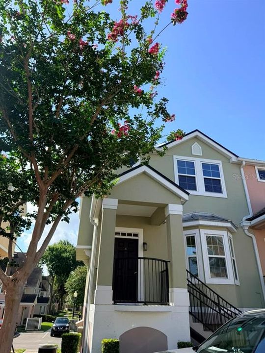 For Sale: $269,000 (3 beds, 2 baths, 1634 Square Feet)