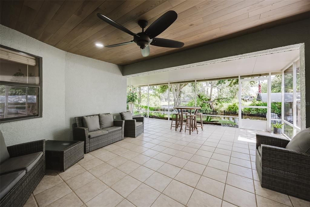 For Sale: $625,000 (3 beds, 2 baths, 2104 Square Feet)