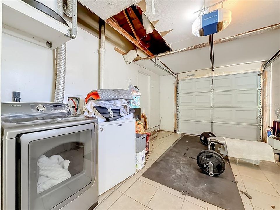 На продажу: $269,000 (2 спален, 1 ванн, 822 Квадратных фут)