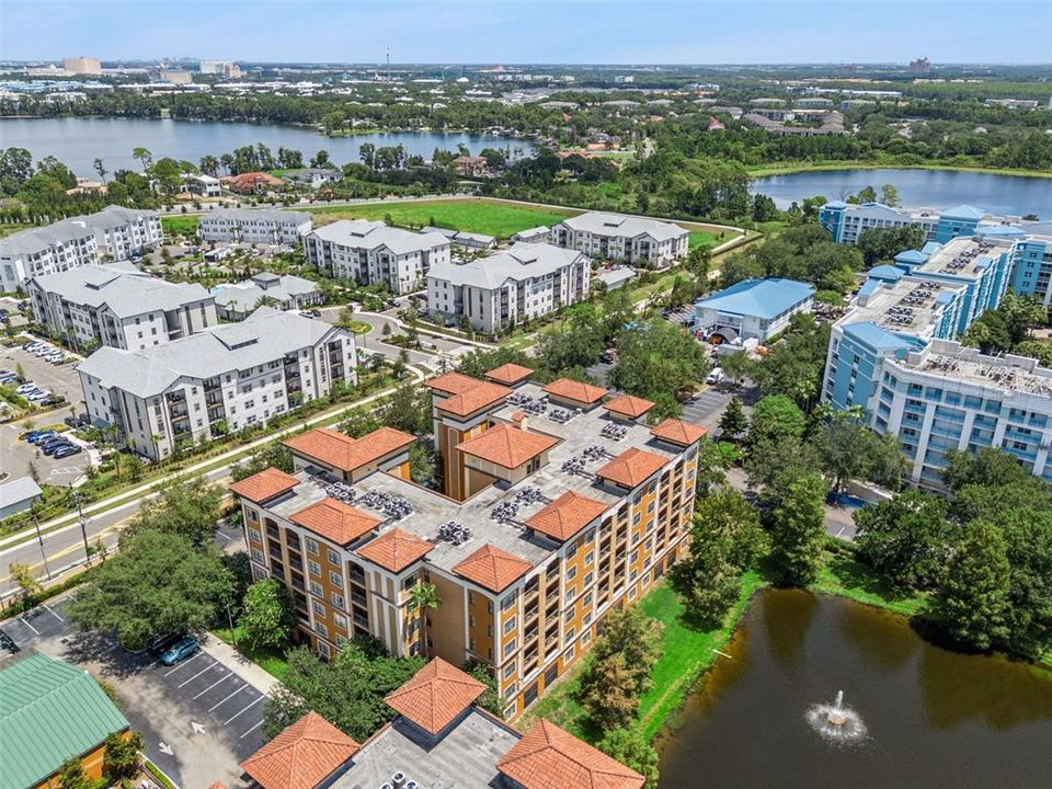 For Sale: $155,000 (2 beds, 2 baths, 957 Square Feet)