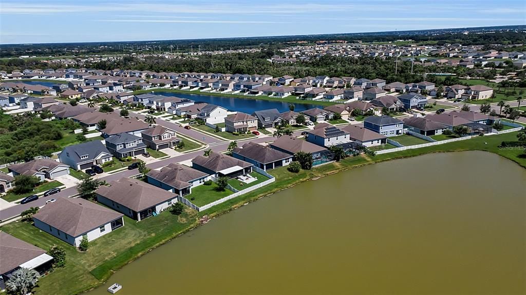 For Sale: $389,900 (4 beds, 2 baths, 2004 Square Feet)