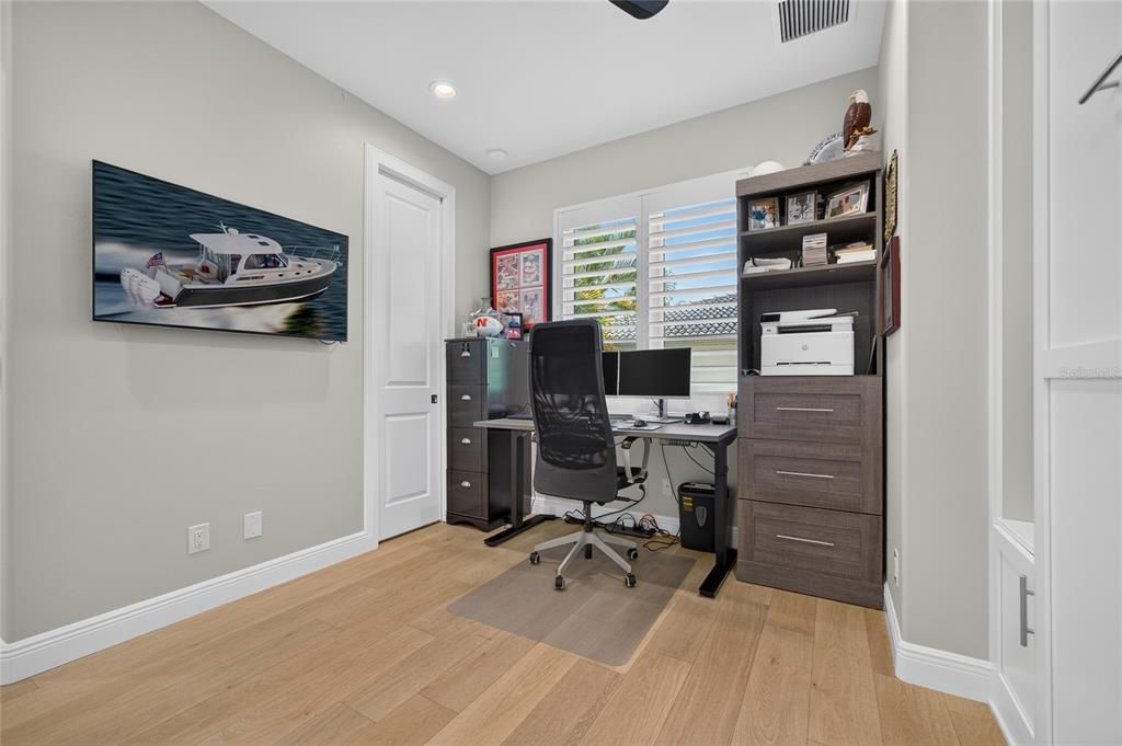 For Sale: $1,300,000 (3 beds, 2 baths, 2111 Square Feet)