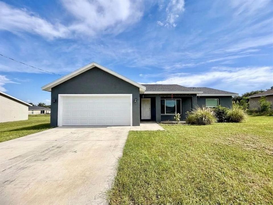 For Sale: $242,500 (3 beds, 2 baths, 1319 Square Feet)
