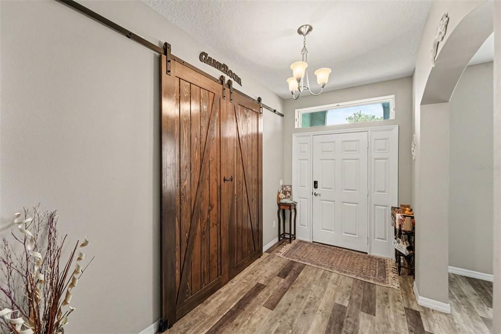 For Sale: $370,000 (3 beds, 2 baths, 2042 Square Feet)