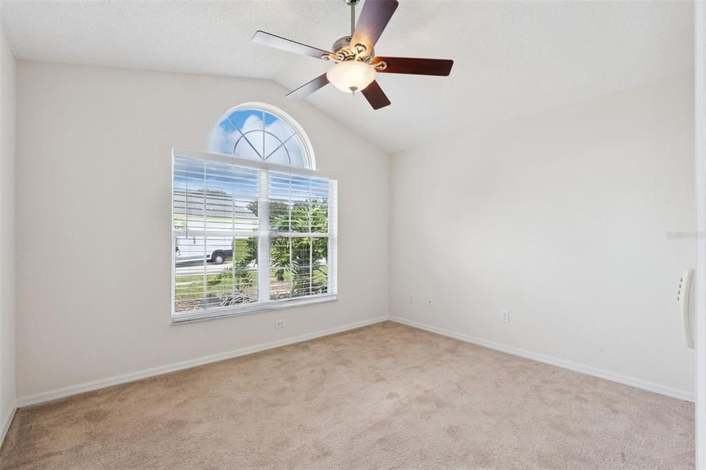 For Sale: $355,000 (3 beds, 2 baths, 1602 Square Feet)