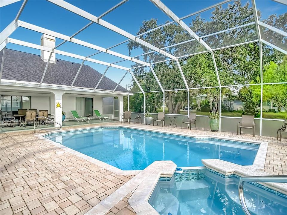 For Sale: $464,500 (4 beds, 3 baths, 2709 Square Feet)