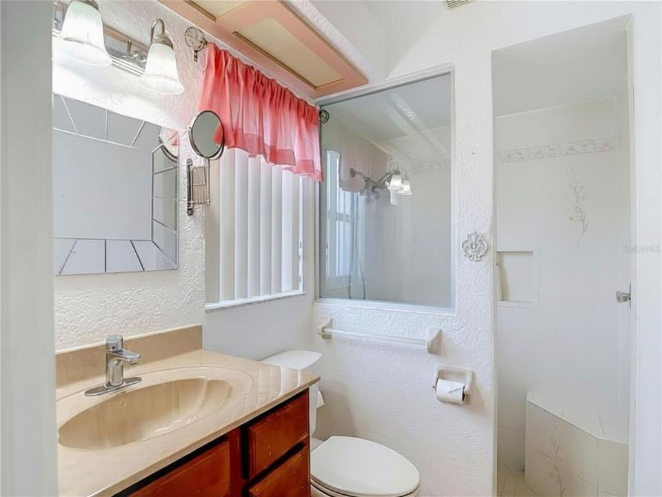 For Sale: $464,500 (4 beds, 3 baths, 2709 Square Feet)