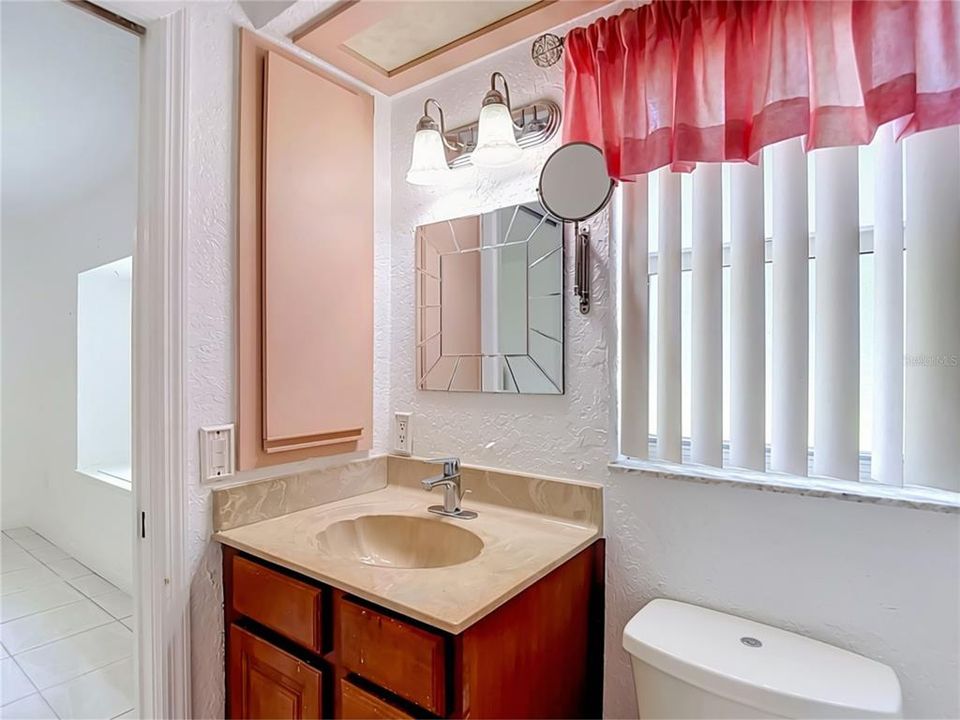 For Sale: $464,500 (4 beds, 3 baths, 2709 Square Feet)