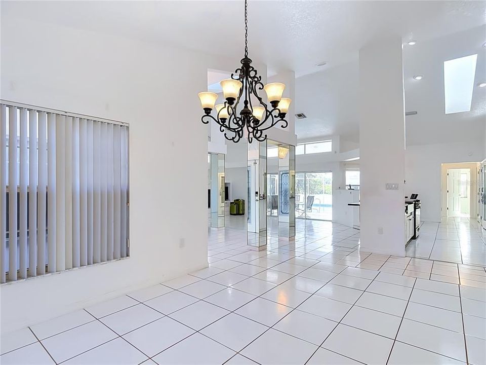 For Sale: $464,500 (4 beds, 3 baths, 2709 Square Feet)