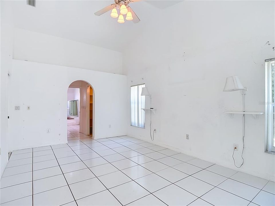 For Sale: $464,500 (4 beds, 3 baths, 2709 Square Feet)