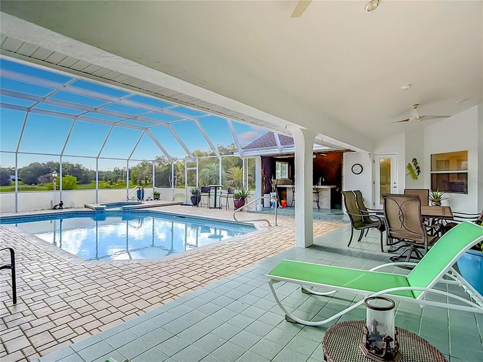 For Sale: $464,500 (4 beds, 3 baths, 2709 Square Feet)
