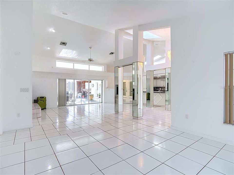 For Sale: $464,500 (4 beds, 3 baths, 2709 Square Feet)