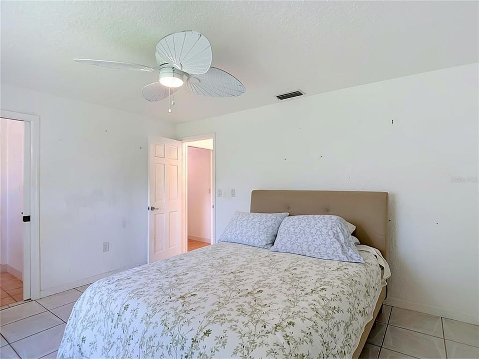 For Sale: $464,500 (4 beds, 3 baths, 2709 Square Feet)