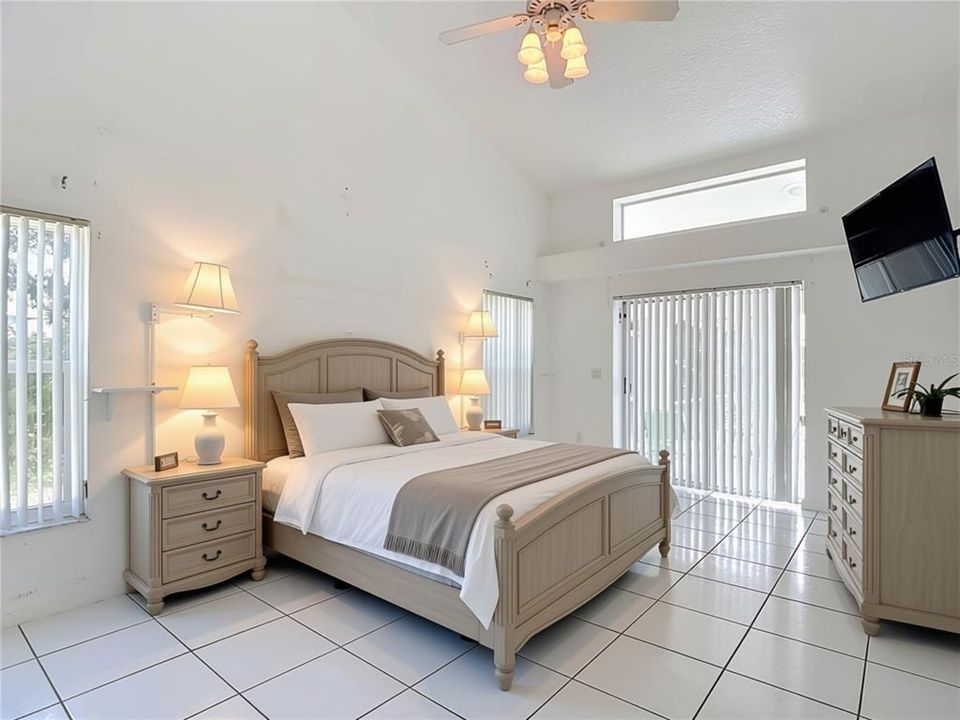 For Sale: $464,500 (4 beds, 3 baths, 2709 Square Feet)