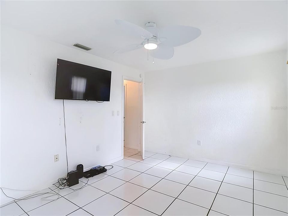 For Sale: $464,500 (4 beds, 3 baths, 2709 Square Feet)