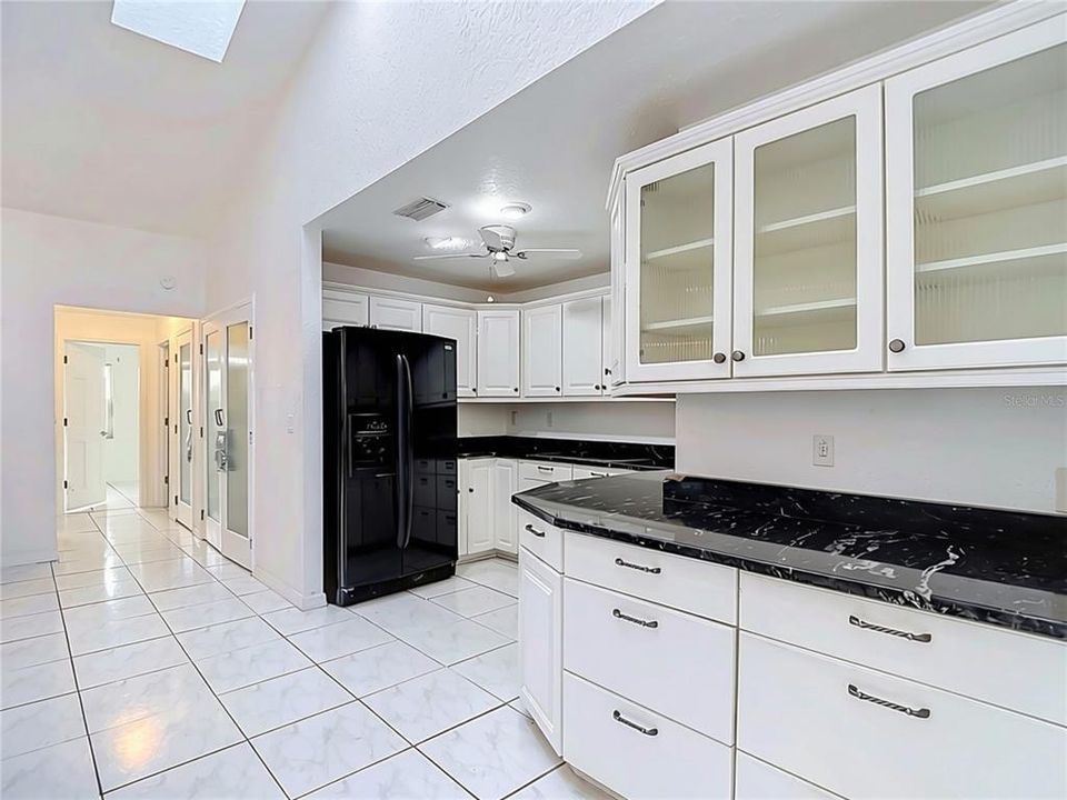 For Sale: $464,500 (4 beds, 3 baths, 2709 Square Feet)
