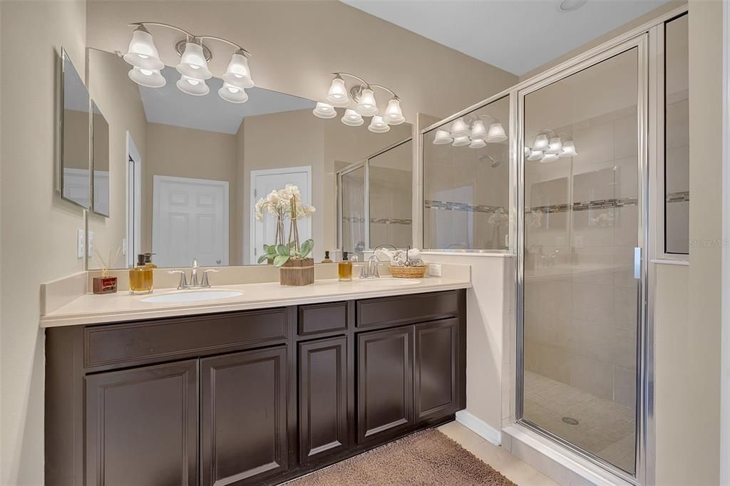 For Sale: $349,000 (3 beds, 3 baths, 2065 Square Feet)