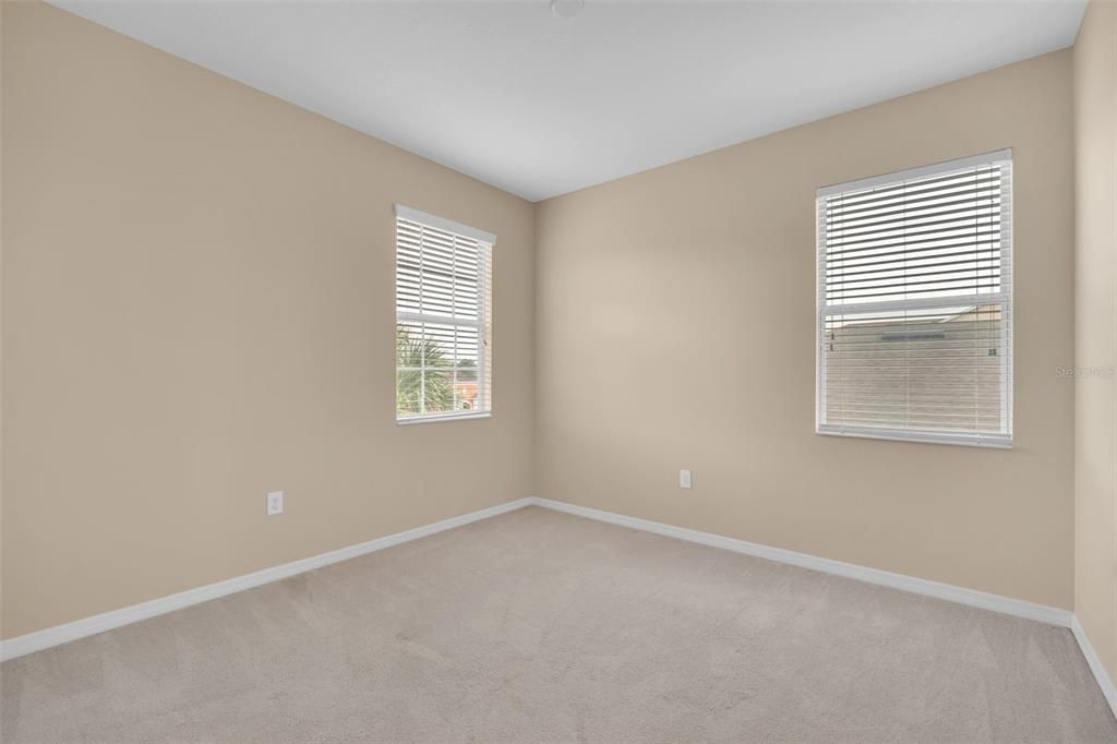 For Sale: $349,000 (3 beds, 3 baths, 2065 Square Feet)