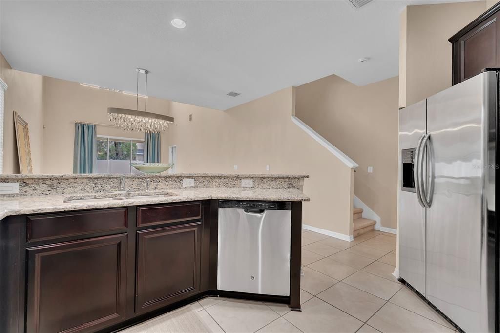 For Sale: $349,000 (3 beds, 3 baths, 2065 Square Feet)