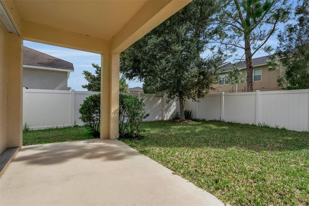 For Sale: $349,000 (3 beds, 3 baths, 2065 Square Feet)