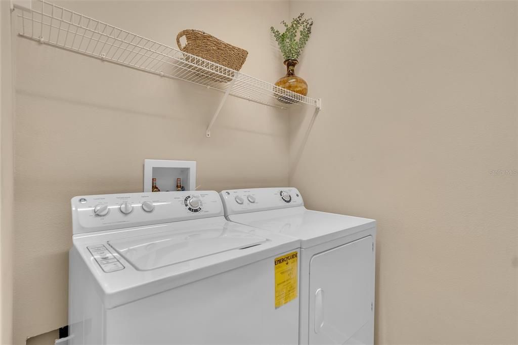 For Sale: $349,000 (3 beds, 3 baths, 2065 Square Feet)