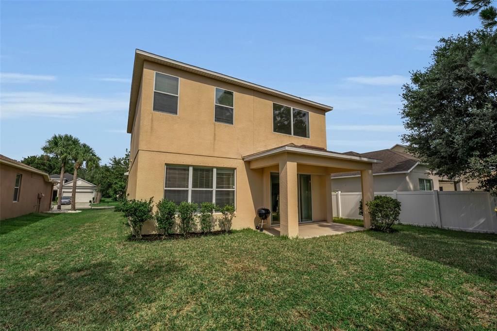 For Sale: $349,000 (3 beds, 3 baths, 2065 Square Feet)