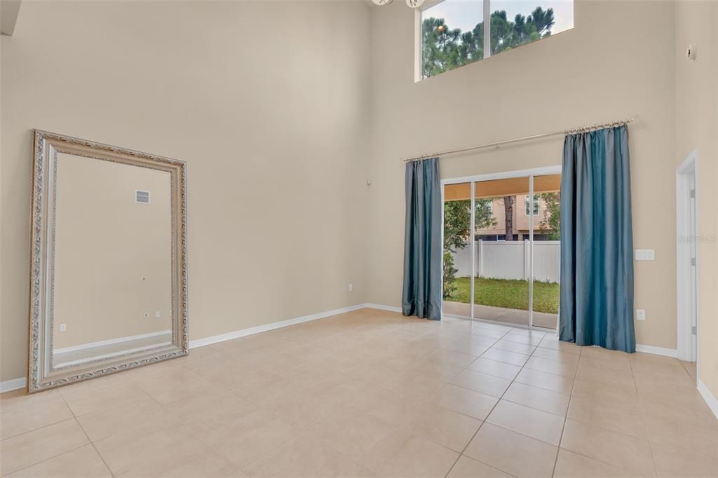 For Sale: $349,000 (3 beds, 3 baths, 2065 Square Feet)