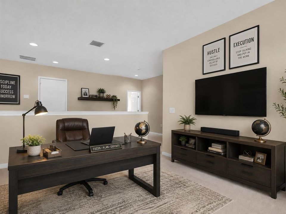 For Sale: $349,000 (3 beds, 3 baths, 2065 Square Feet)