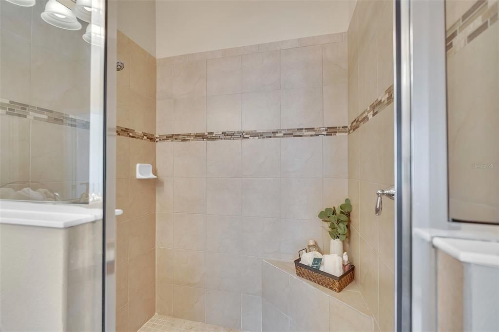 For Sale: $349,000 (3 beds, 3 baths, 2065 Square Feet)
