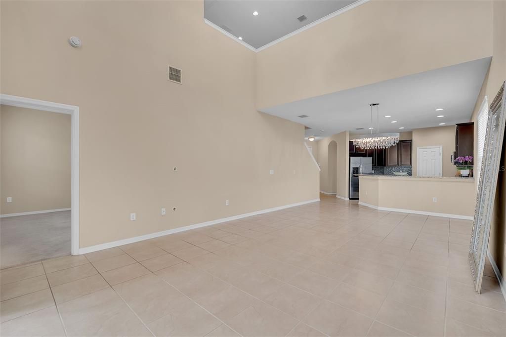 For Sale: $349,000 (3 beds, 3 baths, 2065 Square Feet)