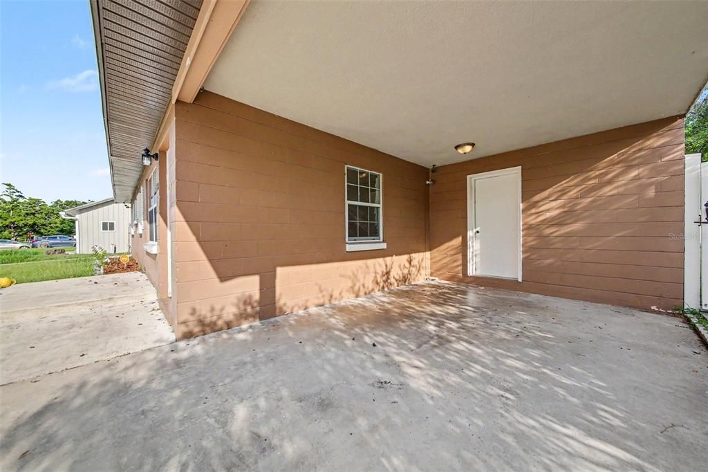 For Sale: $255,000 (3 beds, 1 baths, 960 Square Feet)