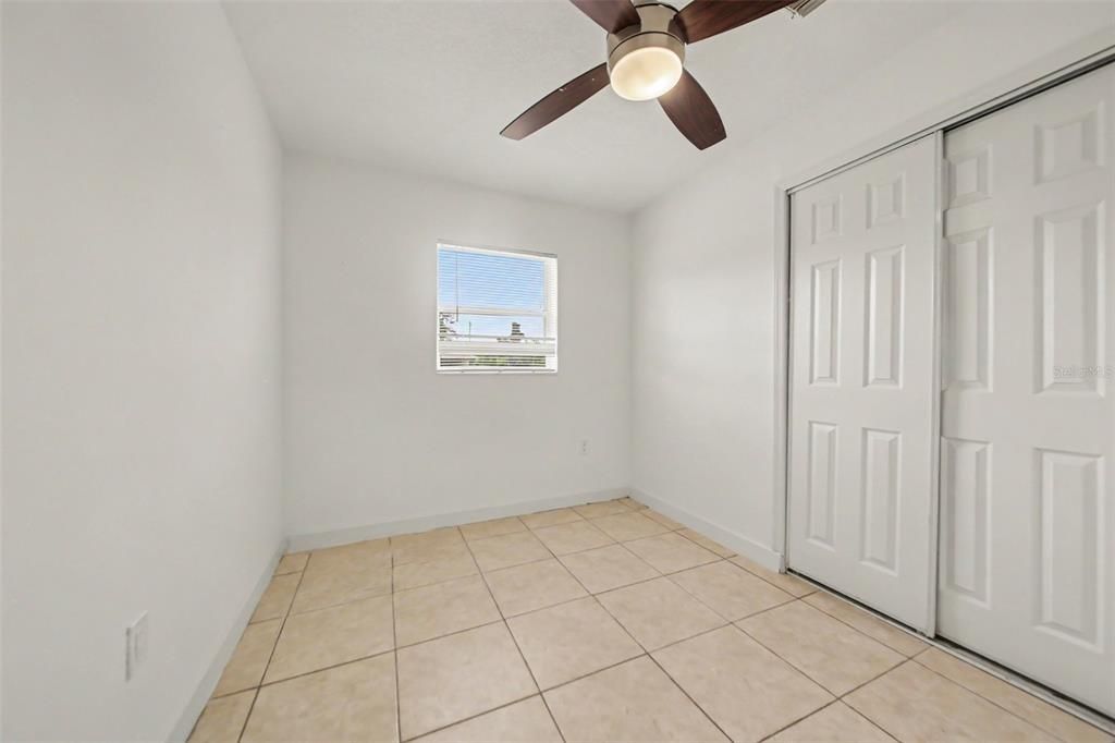 For Sale: $255,000 (3 beds, 1 baths, 960 Square Feet)