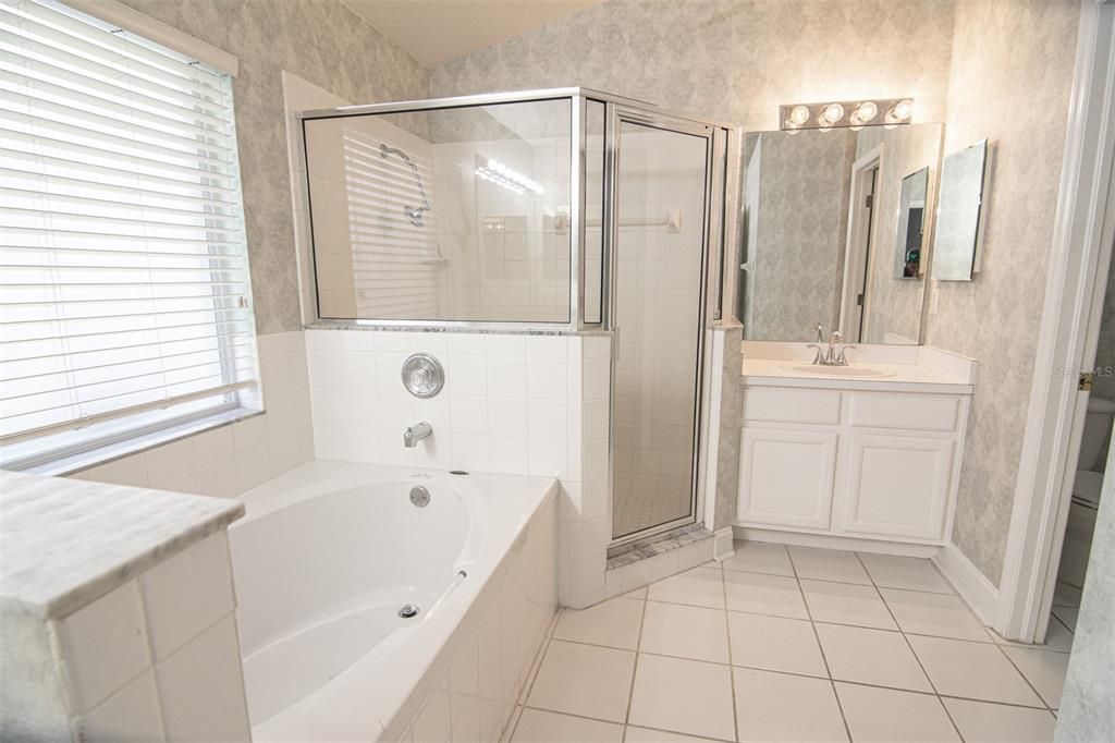 For Rent: $2,850 (3 beds, 2 baths, 1620 Square Feet)