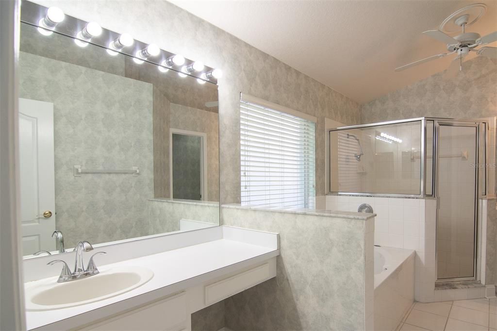 For Rent: $2,850 (3 beds, 2 baths, 1620 Square Feet)