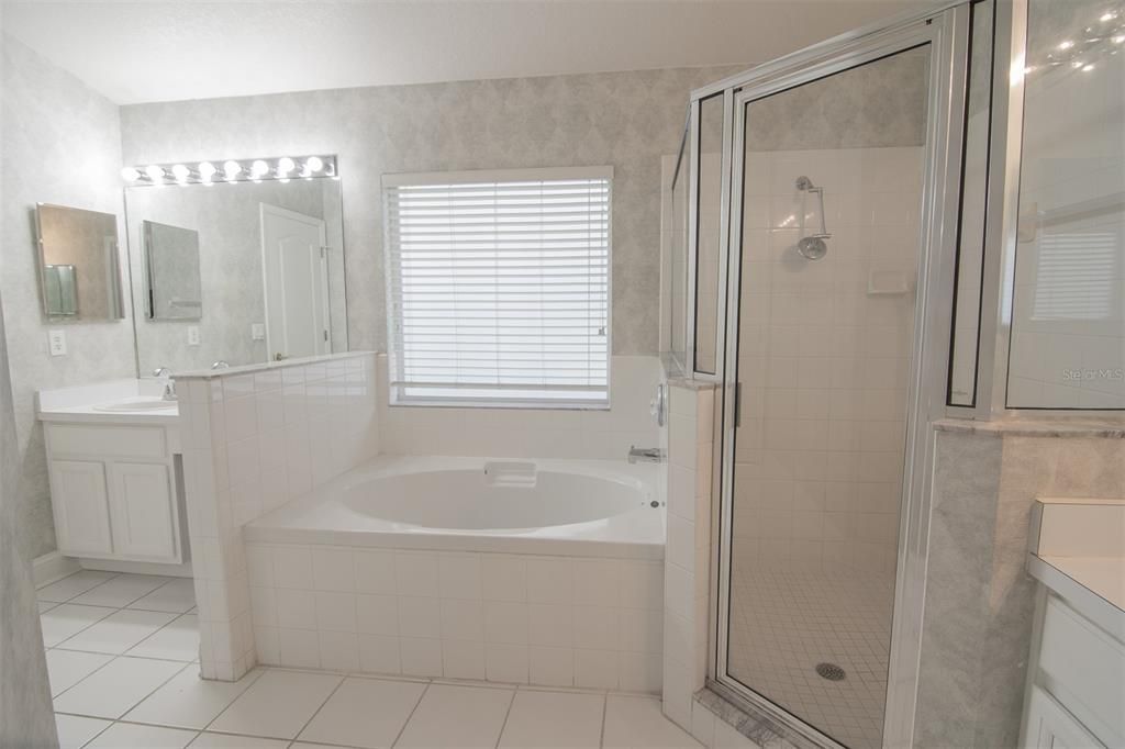 For Rent: $2,850 (3 beds, 2 baths, 1620 Square Feet)