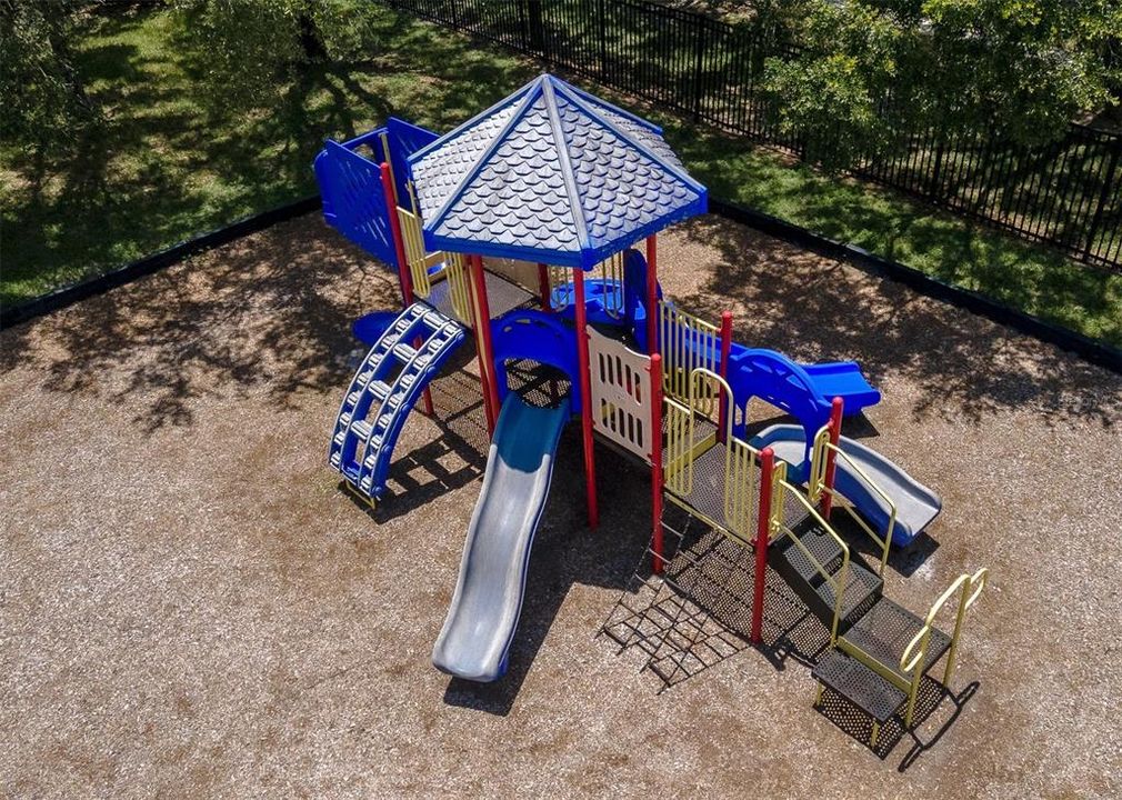 For Rent: $2,850 (3 beds, 2 baths, 1620 Square Feet)