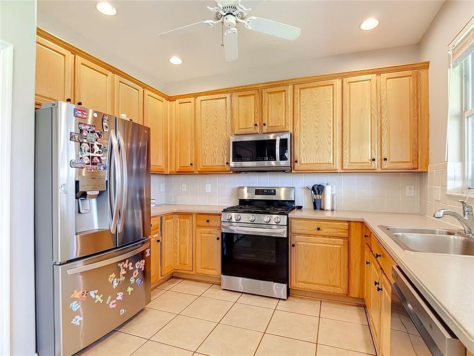 For Sale: $420,000 (4 beds, 2 baths, 2432 Square Feet)