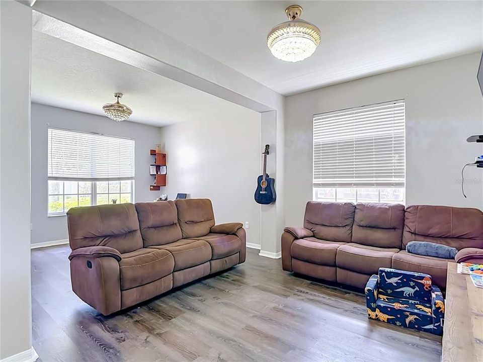 For Sale: $420,000 (4 beds, 2 baths, 2432 Square Feet)