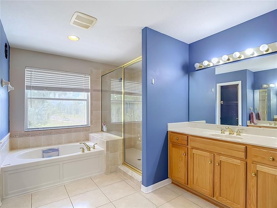 For Sale: $420,000 (4 beds, 2 baths, 2432 Square Feet)